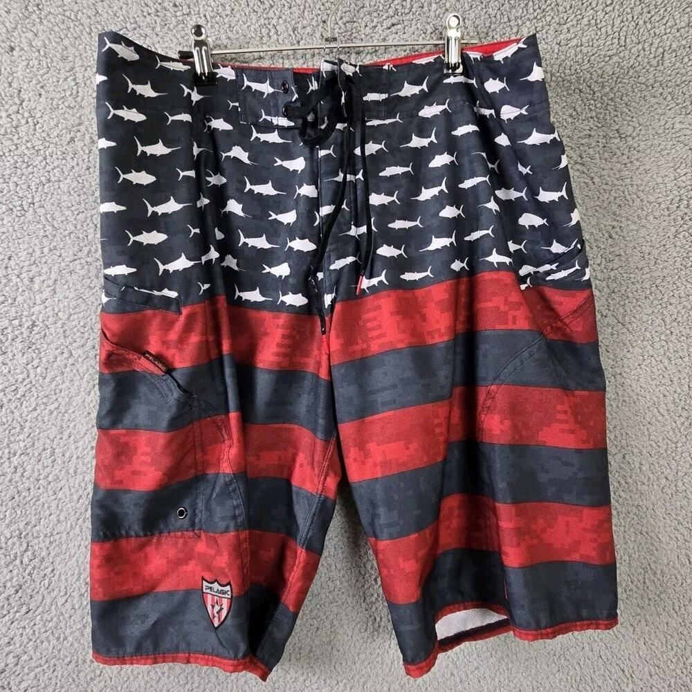 PELAGIC Boardshorts Swim Suit Mens 36 Red USA Flag Fish Sharkskin Camo Fishing